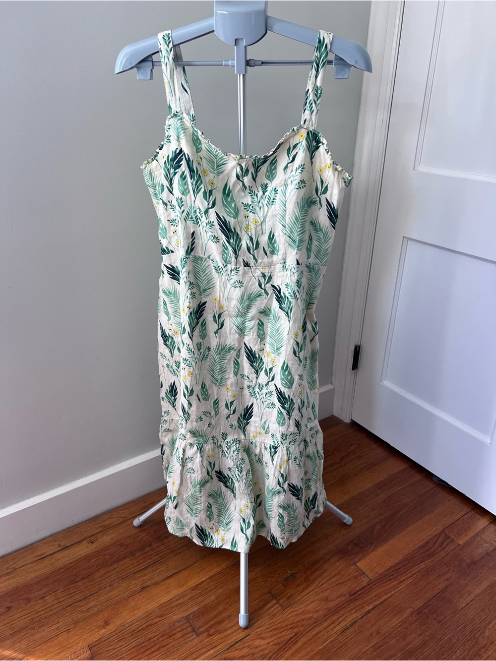 C&C California Cream Linen Dress with Green Leaf Print